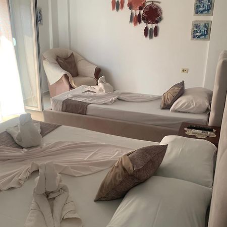 Hotel Soan Sarande Bagian luar foto