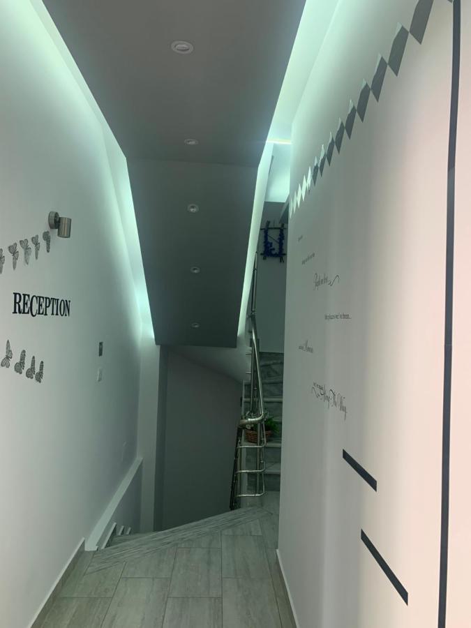 Hotel Soan Sarande Bagian luar foto