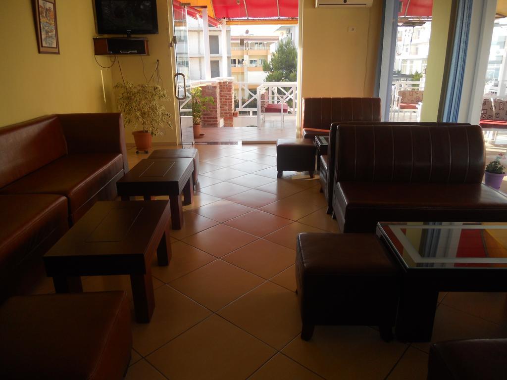Hotel Soan Sarande Bagian luar foto