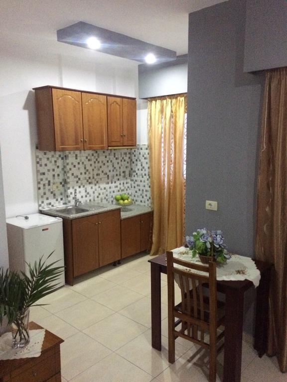 Hotel Soan Sarande Bagian luar foto