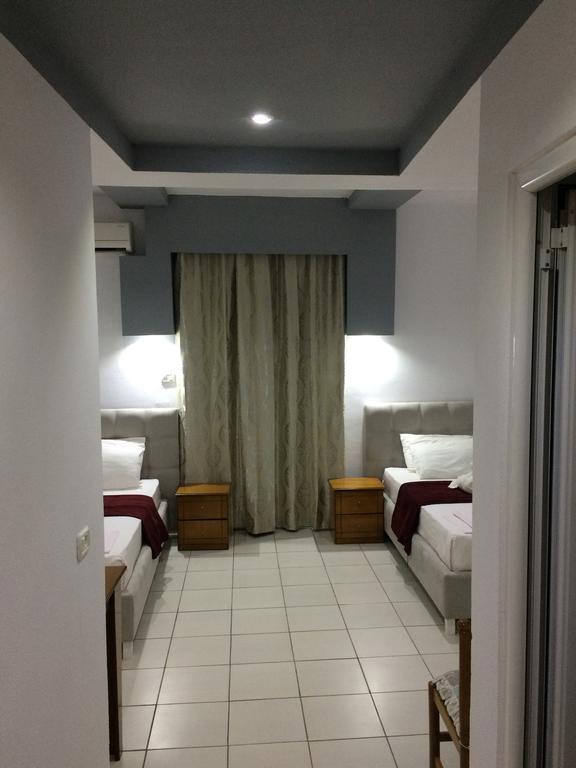 Hotel Soan Sarande Bagian luar foto